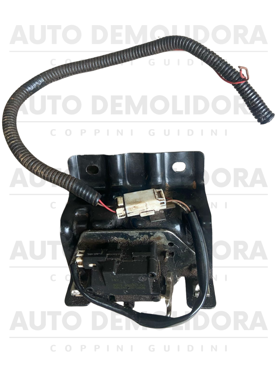 Fechadura Eletrica Portinhola Lado Esquerdo para Iveco Stralis 440 ano 2011