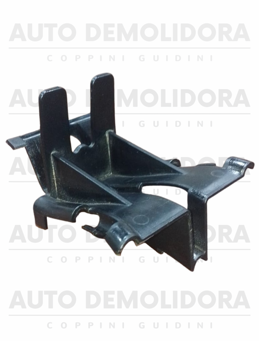 Acabamento Suporte Guarnicao Mercedes Benz Actros 2546 2018 - A9438460114